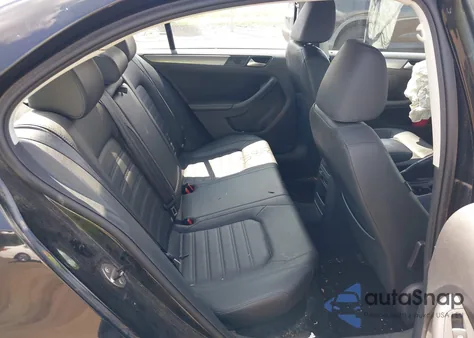 2013 Volkswagen Jetta 2.5L Sel z USA, uszkodzony, nr VIN 3VWLP7AJ3DM400997